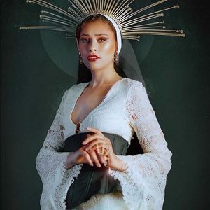 white lace bodycon bell sleeve mini dress